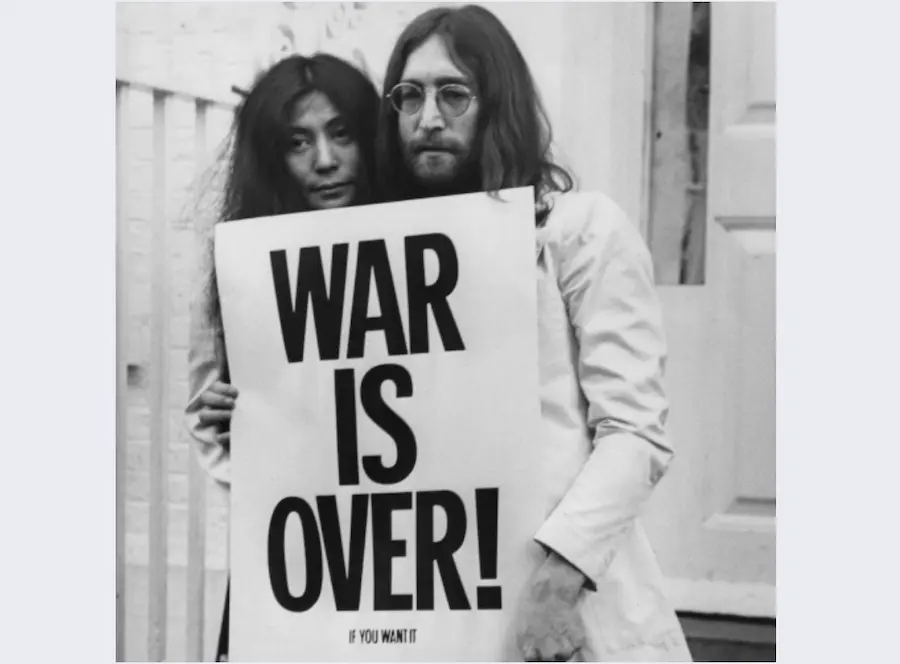 歌詞和訳》HAPPY XMAS (WAR IS OVER), John Lenon:ｼﾞｮﾝ・ﾚﾉﾝ & Ono 