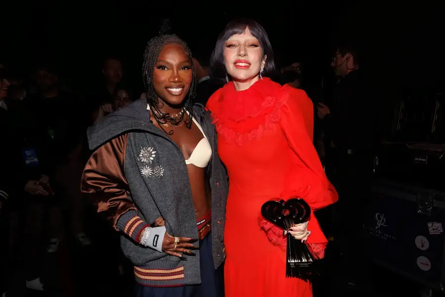 Lady Gaga & Doechii「Runway」