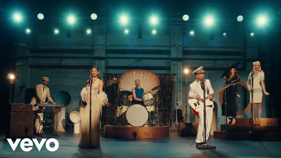 SOFI TUKKER, OneRepublic - TSUNAMI